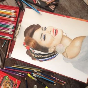 تابلو نقاشی مداد رنگی دختر خندان