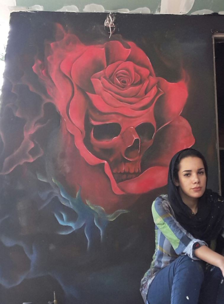 مینا حسین نژاد