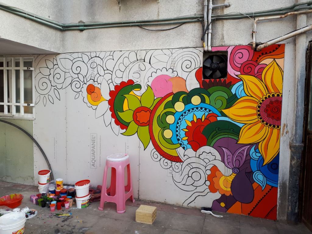 مینا حسین نژاد