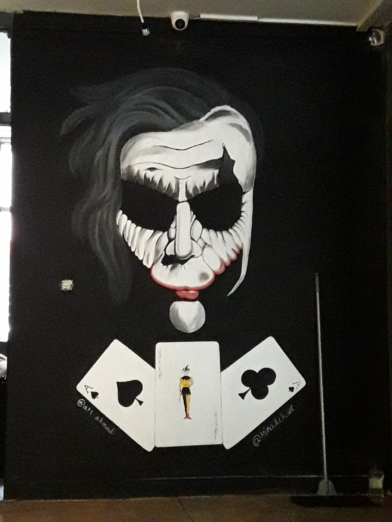 مینا حسین نژاد