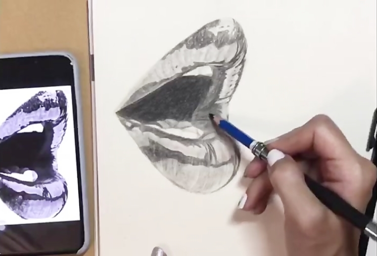 طراحی لب براق