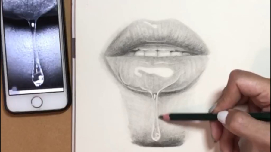 آموزش طراحی لب خیس و زیبا