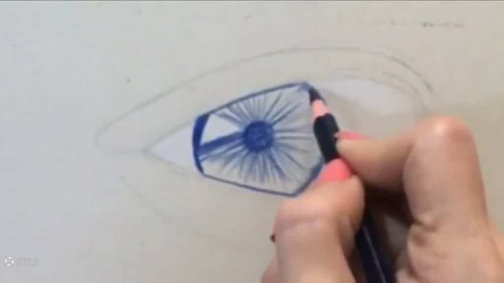 نقاشی چشم با مداد رنگی