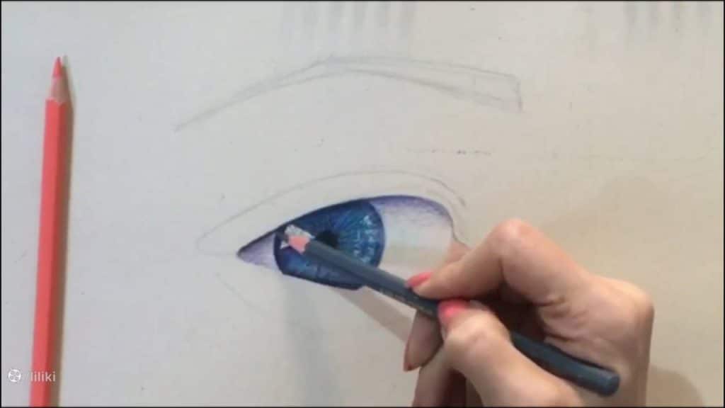 طراحی چشم با مداد رنگی