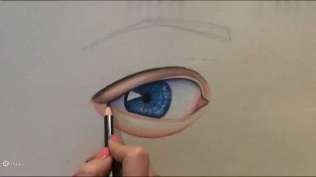 چشم با مداد رنگی