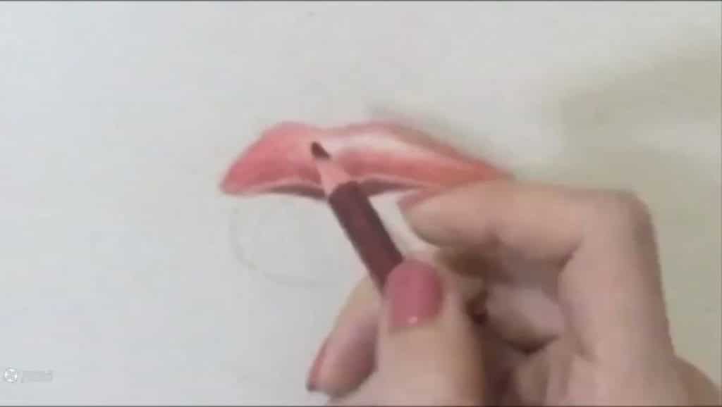 فیکسکردن رنگ و تنظیم شدت رنگها در طراحی لب با مداد رنگی