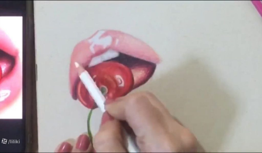 نکات پایانی برای تکمیل کار نقاشی لب حرفه ای