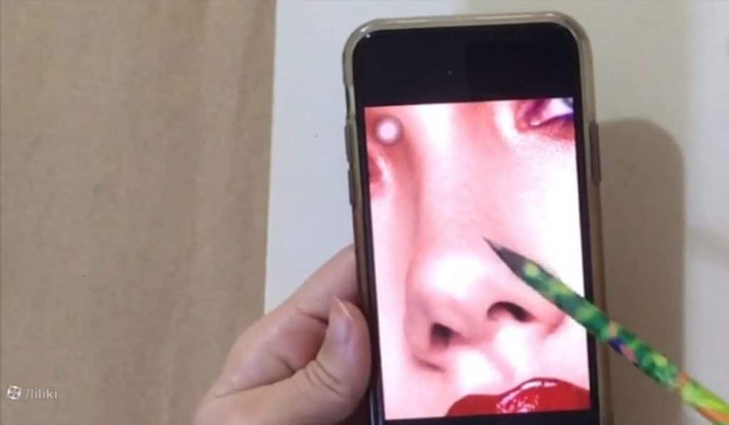 نقاشی بینی با مداد رنگی