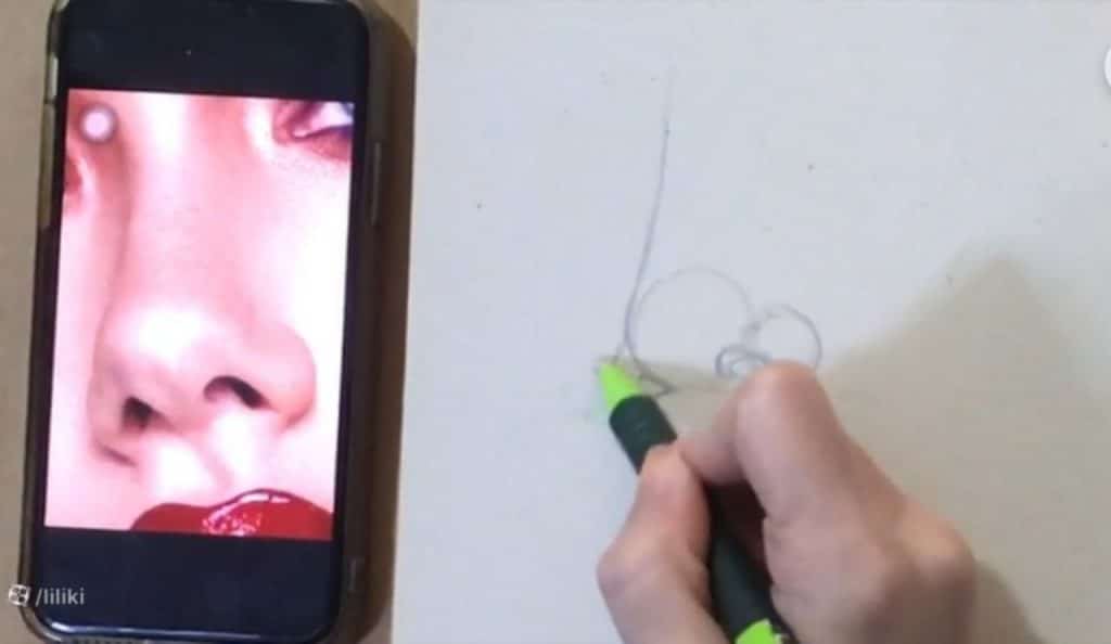 نقاشی بینی با مداد رنگی