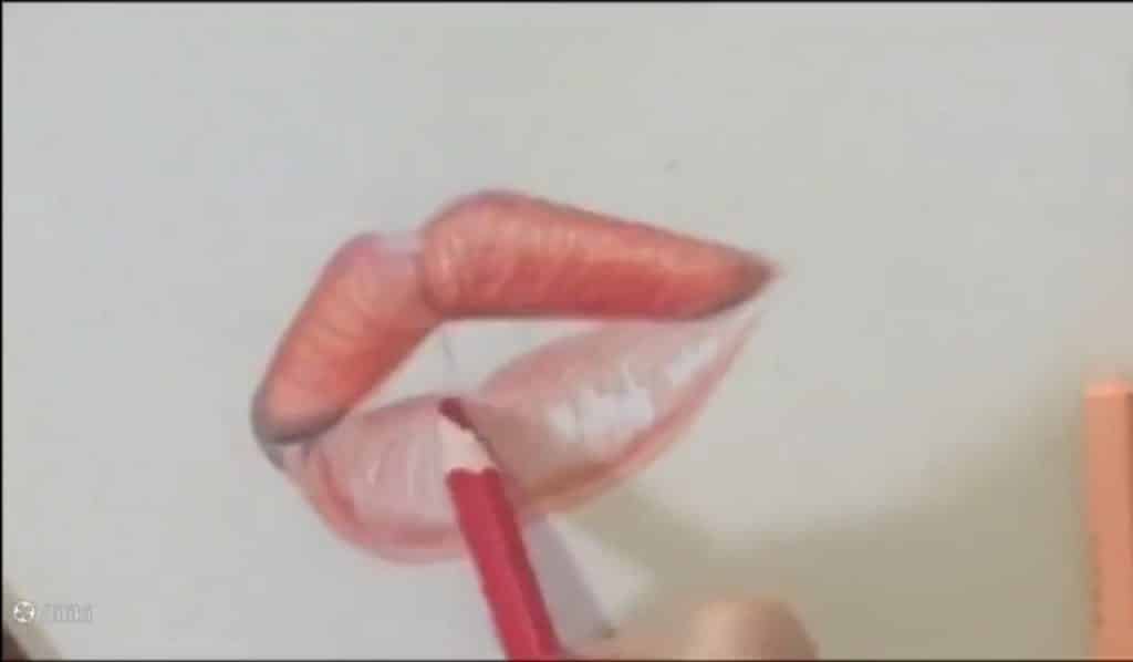 تکمیل لب و تثبیت رنگها