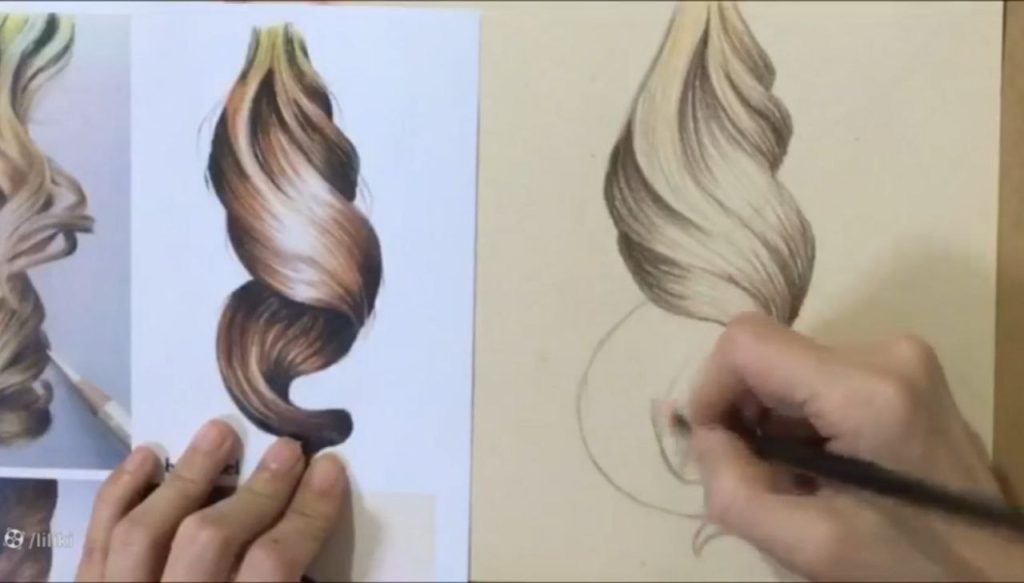 نقاشی مو با مداد رنگی
تغییر جهت و افزایش تیرگی در لایههای پایینی