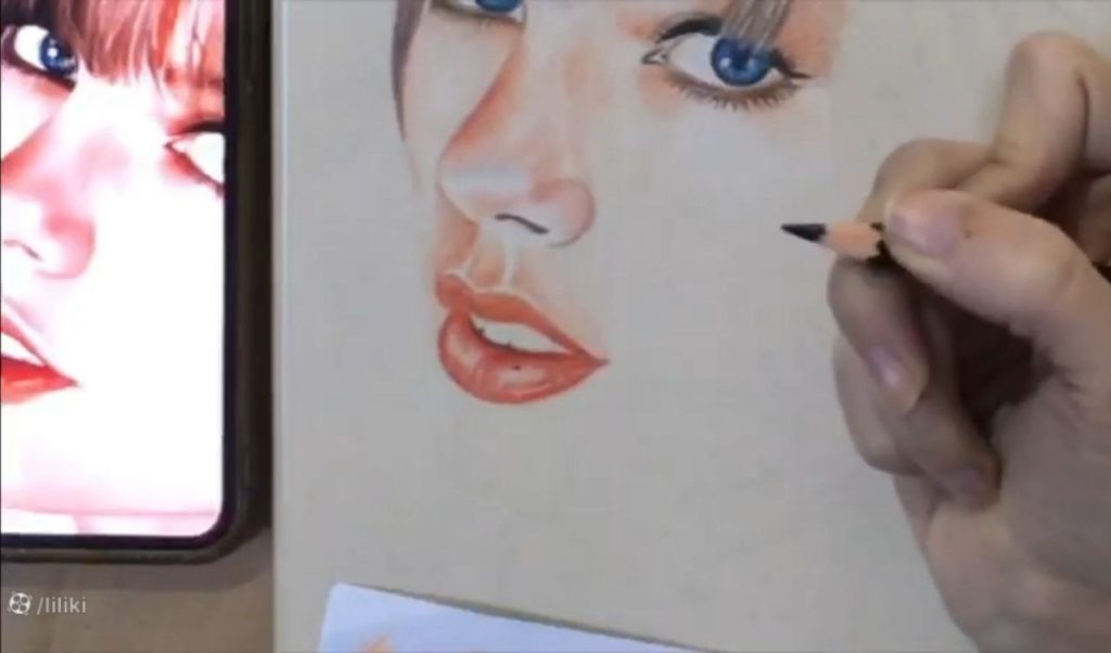 تکمیل تیرگی لب با مشکی و قهوهای