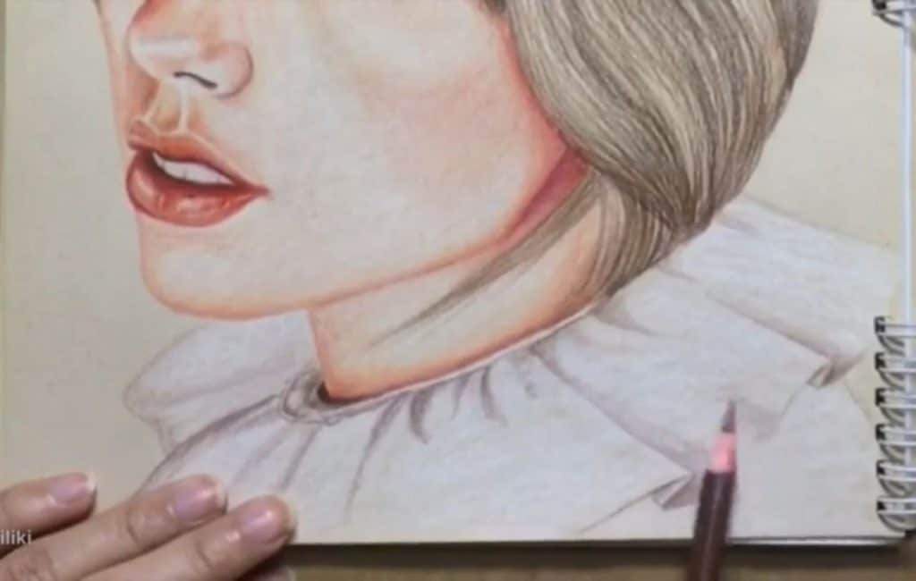 رنگآمیزی ملایم با شماره ۶۰ در رسم چهره تیلور سوئیفت