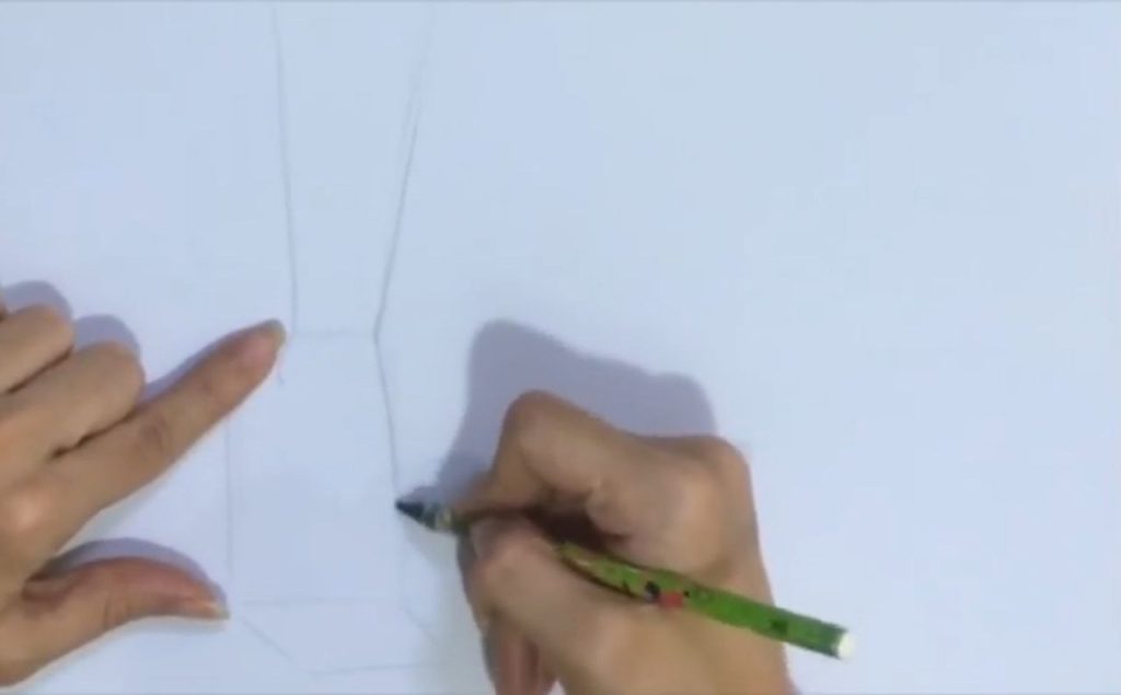 ترسیم ساختار کلی پا و انگشتها با مستطیلها و فرمهای ساده