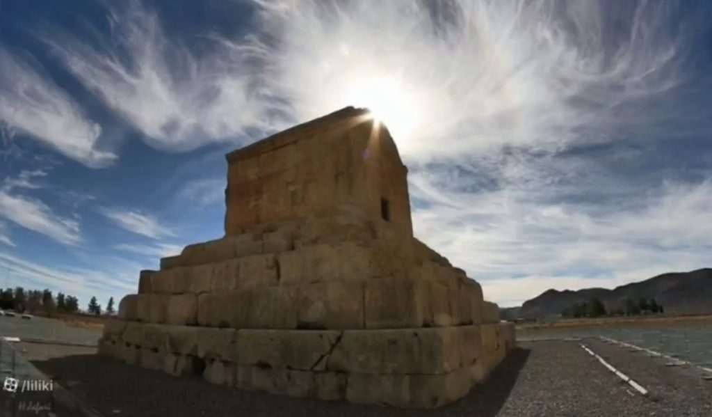 مقبره کوروش