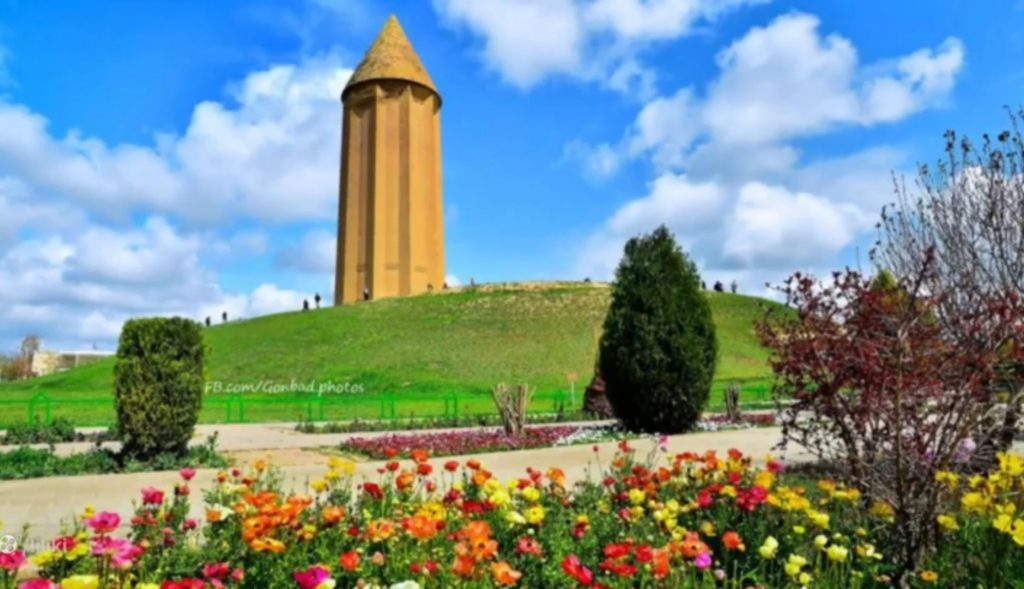 معماری سلجوقی
آرامگاه قابوس