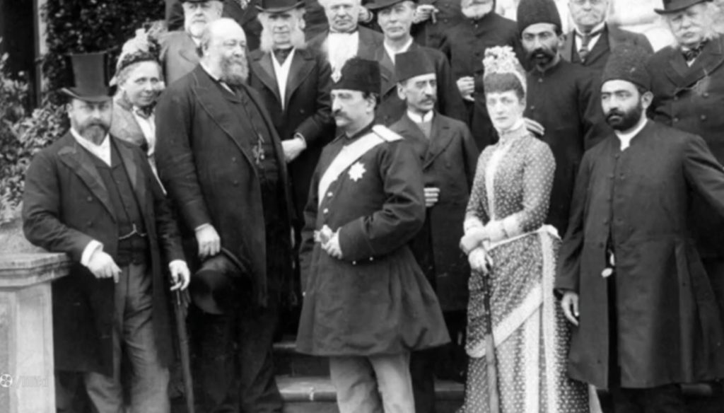 فعالیت رسانه درر دوران قاجار